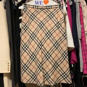 Burberry skirt